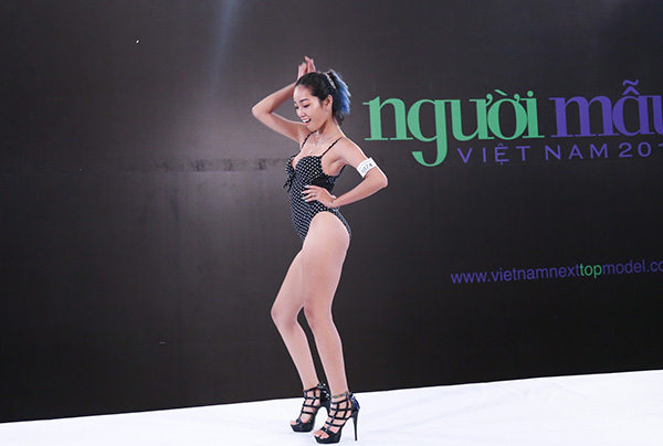 loat-thi-sinh-toc-trang-moi-tham-nhu-gai-tay-gay-chu-y-o-next-top-9