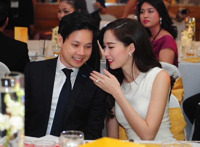 Những anh chàng phong độ bên hoa hậu, á hậu Việt
