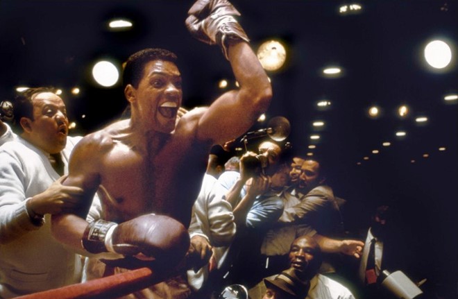 ‘Ali’: Nhung gia tri vo gia den tu huyen thoai Muhammad Ali hinh anh 2