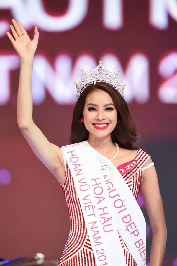 3 người đẹp Việt thi 5 lần 7 lượt mới có ngày đăng quang