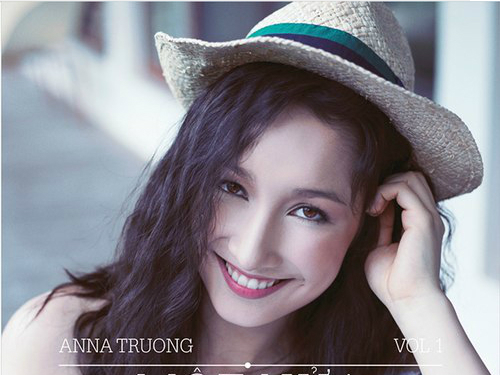 Anna Trường từng phát hành single Những bài hát đầu tiên và album đầu tay có tên Anna Trương Vol 1 - Một nửa yêu thương vào giữa năm 2013.