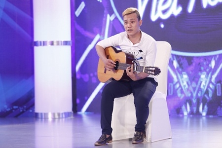 Ca sĩ Thu Minh xiêu lòng trước giọng hát cảm xúc của chàng trai bán bún bò