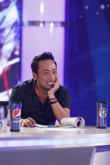 Vietnam Idol: Ban giám khảo vừa cười hết cỡ với “Thằng Nam khóc” - Ảnh 4