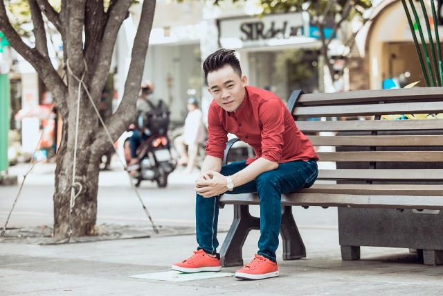  Hot boy kẹo kéo  khoe streetstyle năng động