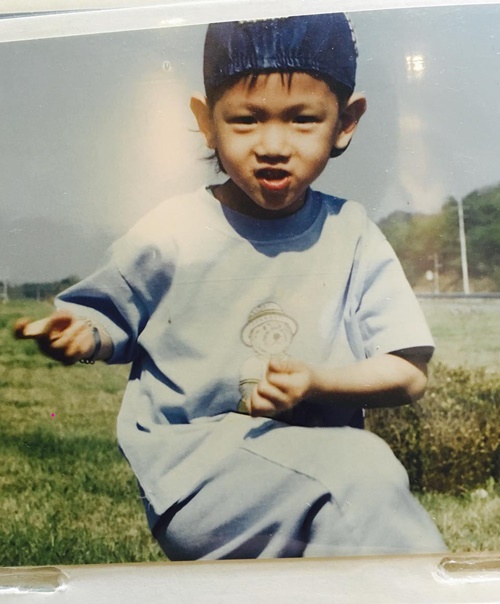Sao Hàn 3/7: Jung Eum mặc đồ khó bắt chước,  trai xấu  Ryu Jun Yeol bỗng kute