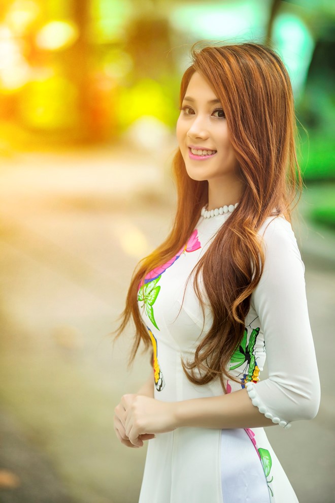 A quan Solo cung Bolero thuot tha ao dai truyen thong hinh anh 6