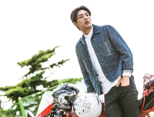 KIm Ji Soo: Chàng trai có phận đời “lên voi xuống chó” nhất phim “Doctors” - Ảnh 6.