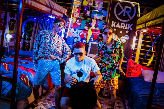Rapper Karik lam MV ve ban hang da cap hinh anh 6