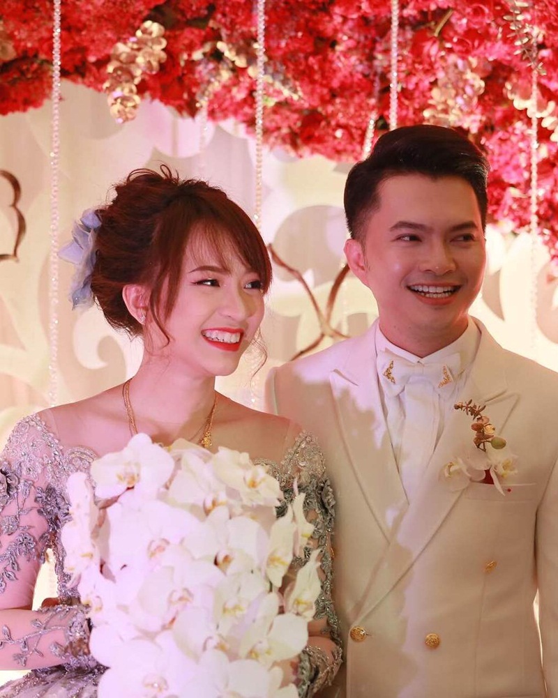 Ngày 14/3/2016, hôn lễ bí mật của nam ca sĩ Nam Cường diễn ra tại thành phố Hồ Chí Minh trong sự chúc mừng của người thân, bạn bè và gia đình.