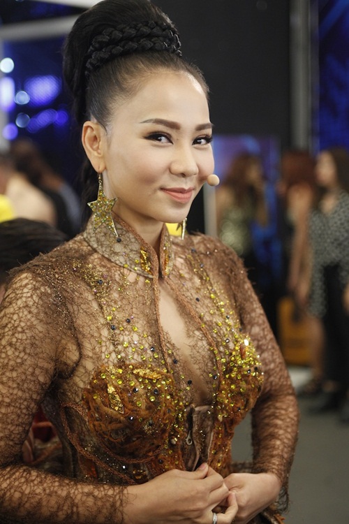 vietnam idol: thu minh dep quyen luc trong dem gala truc tiep - 1
