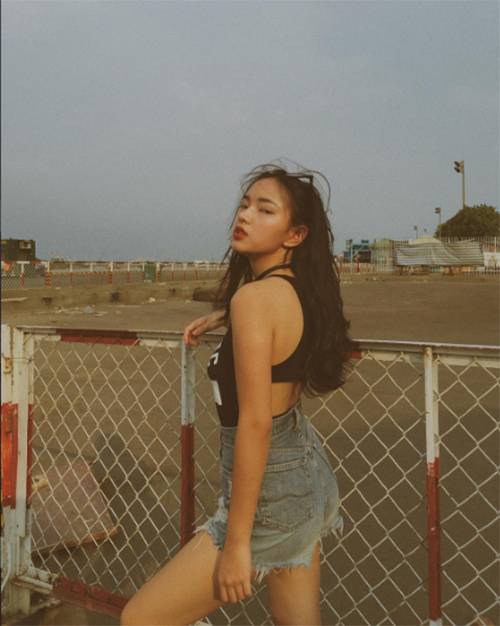 gap co nang vo tu tha rong vi nguc qua dep dang hot nhat instagram viet - 1