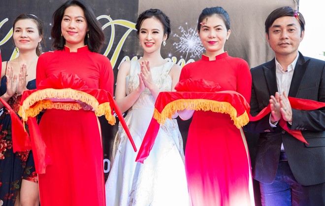 Angela Phuong Trinh rang ro du su kien o Da Nang hinh anh 7