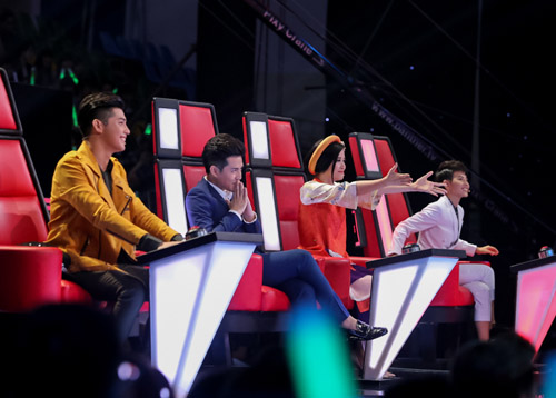 Noo Phước Thịnh, Đông Nhi &#34;chặt chém&#34; hết cỡ tại The Voice Kids - 1