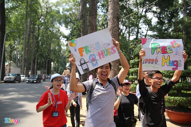 Hang tram ban tre om tu do o Sai Gon hinh anh 6