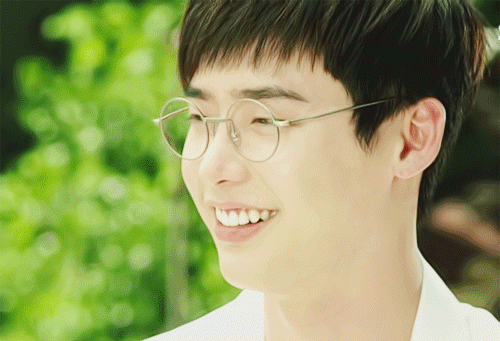 lee jong suk: nam than xu han chuyen dong phim "khong binh thuong" - 6