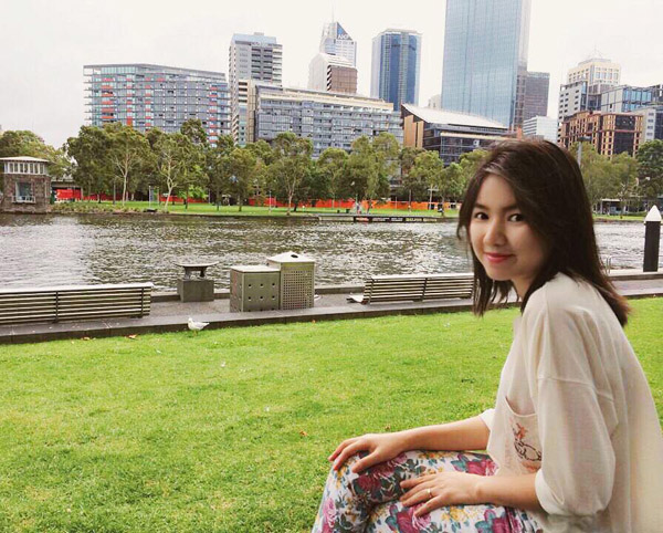 cuoc-song-bi-n-tach-biet-khoi-showbiz-cua-ngo-quynh-anh-9