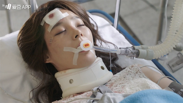 “Doctors”: Không nhịn được cười với chuỗi bi kịch của Yoon Kyun Sang - Ảnh 31.