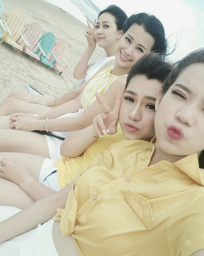 Hau truong MV ngot ngao cua Dong Nhi va nhom Hello Yellow hinh anh 3