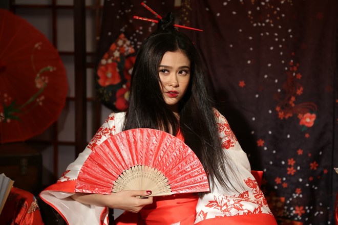 Truong Quynh Anh hoa than thanh geisha trong MV moi hinh anh 1