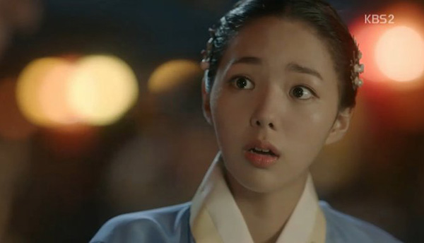 Moonlight: Thế tử Park Bo Gum đánh dấu chủ quyền Kim Yoo Jung, rating chạm mốc 20% - Ảnh 34.