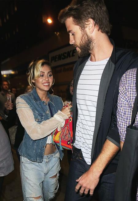 Miley luôn nở nụ cười hạnh phúc trên môi