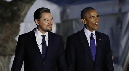 Nam tài tử đã trò chuyện vui vẻ cùng Tổng thống Barack Obama