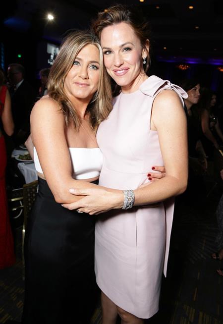 Jennifer Garner là bạn thân của Jennifer Aniston…