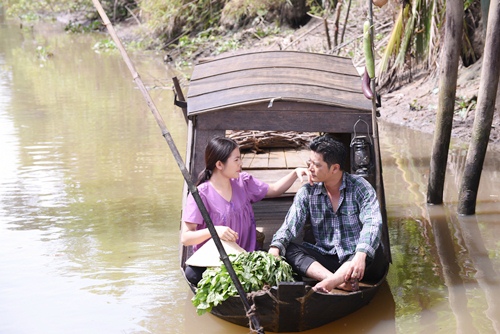 van trang bung bau lenh denh tren ghe trong "dong nho" - 1