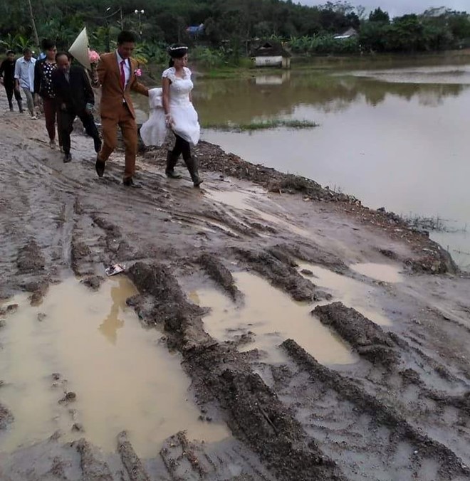 Co dau Nghe An di ung loi bun ve nha chong hinh anh 1