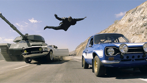 Cảnh rượt đuổi ô tô &#34;đặc sản&#34; trong phim Hollywood - 2
