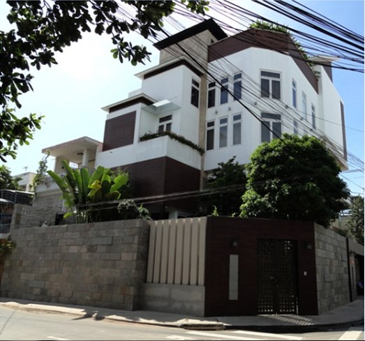 Khối tài sản của Đàm Vĩnh Hưng sở hữu đằng sau việc trả món nợ 20 tỷ cho mẹ