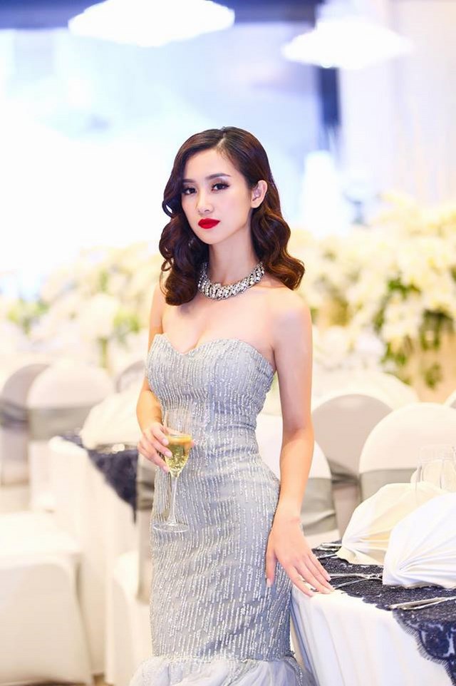  Là người đẹp 9X có lí lịch “sạch”, Jun Vũ ngày càng khẳng định bản thân là cô gái đa năng và chiếm được nhiều cảm tình của công chúng Việt. 