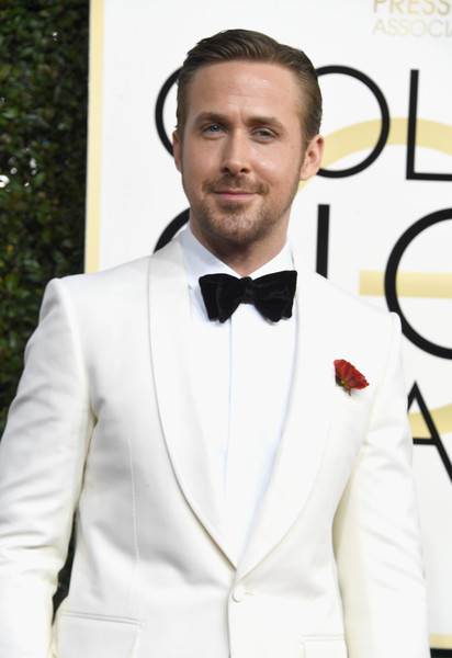 Ryan Gosling giành giải Nam diễn viên xuất sắc nhất, thể loại phim ca nhạc, tại Quả cầu vàng 2017. 