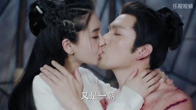 Chung Han Luong nho dong the trong canh nong voi Angelababy hinh anh 2