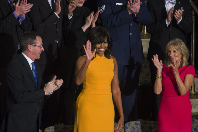 8 năm làm Đệ nhất phu nhân, bà Obama đã ảnh hưởng đến thời trang của nước Mỹ thế nào? - Ảnh 2.