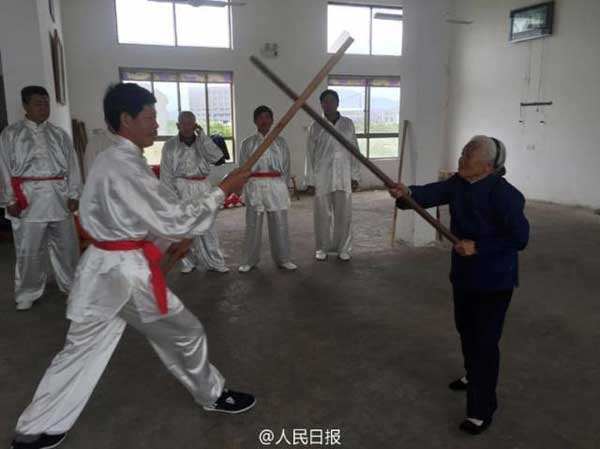 ngoai-gia-kungfu-90-nam-luyen-vo-3