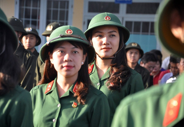 Có 5 cô gái lên đường nhập ngũ tham gia nhiệm vụ bảo vệ Tổ quốc trong đợt này