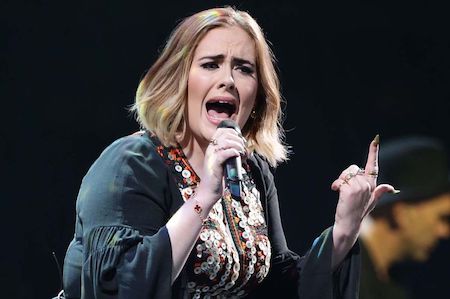 Adele kiếm được tới nửa triệu bảng Anh cho mỗi đêm diễn