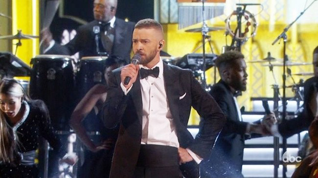  Justin Timberlake trình diễn mở màn lễ trao giải Oscar năm 2017. 