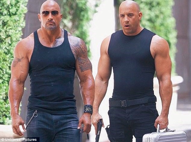 Vin Diesel va The Rock khang dinh van la anh em tot hinh anh 1