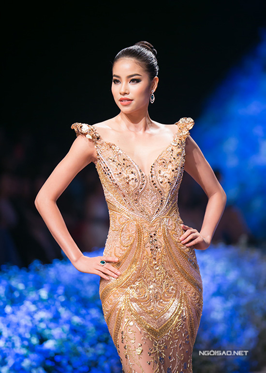 3-nang-hoa-hau-dat-show-catwalk-nhat-lang-mot-viet-4