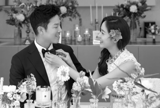  Sung Yuri và bạn trai 2 năm đã tổ chức hôn lễ bí mật vào ngày hôm qua 15/5 tại Hàn Quốc. 