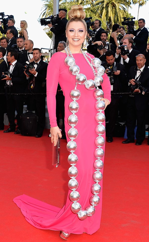 Thảm họa thời trang tại Cannes: Năm nào ngôi vô địch cũng về tay Trung Quốc! - Ảnh 14.