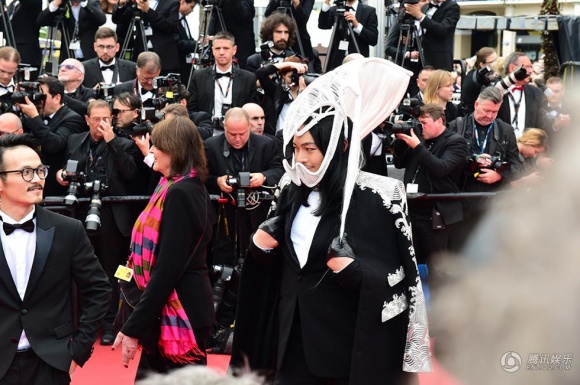 Thảm họa thời trang tại Cannes: Năm nào ngôi vô địch cũng về tay Trung Quốc! - Ảnh 13.
