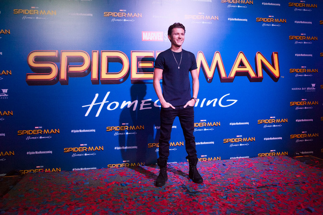 An Nguy rạng rỡ cạnh người nhện Tom Holland tại thảm đỏ Spider-Man: Homecoming - Ảnh 5.
