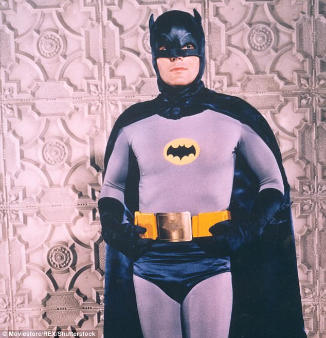 Biểu tượng phim Batman một thời bị khui đời tư trụy lạc - Ảnh 3.