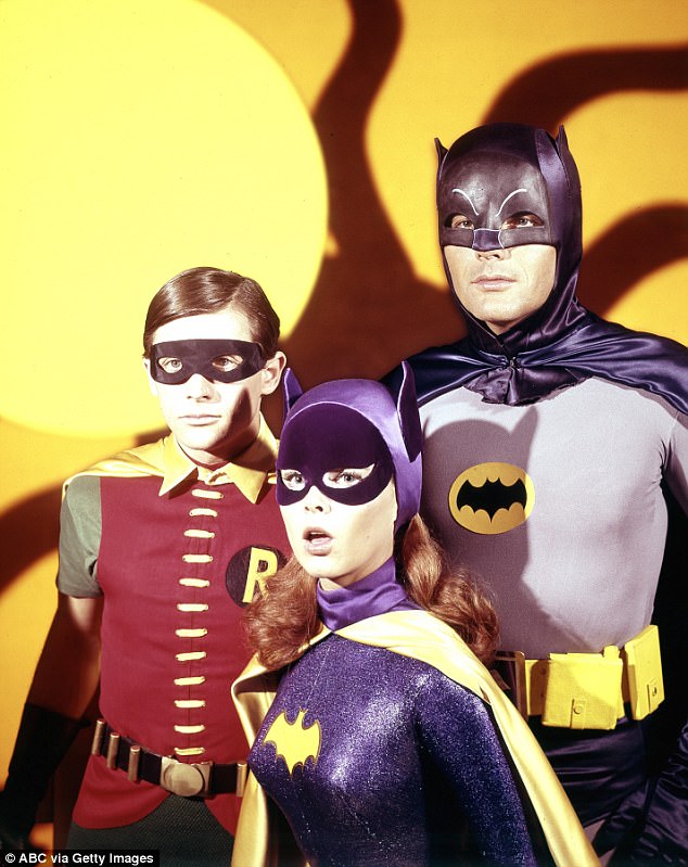 Biểu tượng phim Batman một thời bị khui đời tư trụy lạc - Ảnh 2.