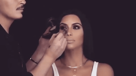 Kim Kardashian chuẩn bị ra mắt hãng mỹ phẩm riêng và các tín đồ làm đẹp đang bấn loạn hơn bao giờ hết - Ảnh 3.