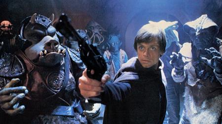 Một phần phim “Star wars” được David Lynch đạo diễn quả thực là viễn cảnh tuyệt vời dành cho người hâm mộ. Và điều này đã suýt chút nữa hóa thành hiện thực với phần phim “Return of the Jedi” nếu như David Lynch không phũ phàng từ chối lời đề nghị của George Lucas.