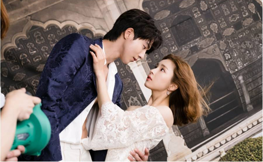 Shin Se Kyung va kieu nu Kpop Krystal lam tinh dich trong phim moi hinh anh 4